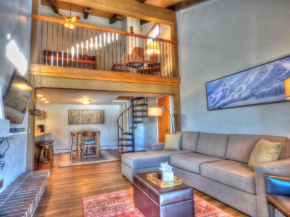 Pool, Hot Tubs, Private Deck Mountain Village
